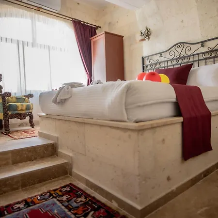 Gueven Cave * Göreme